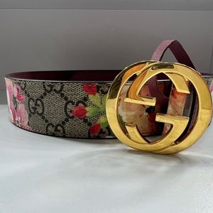 Floral Gucci belt